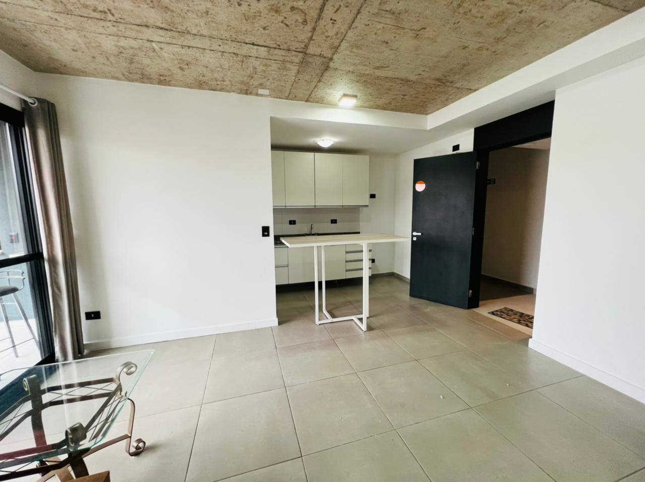 Apartamento para locacao no Prado Velho em Curitiba com 58m² por R$ 4.250,00
