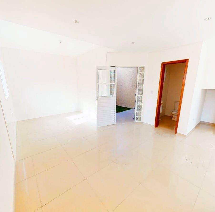 Sobrado Cond Fechado para venda no Pinheirinho em Curitiba com 115m² por R$ 690.000,00