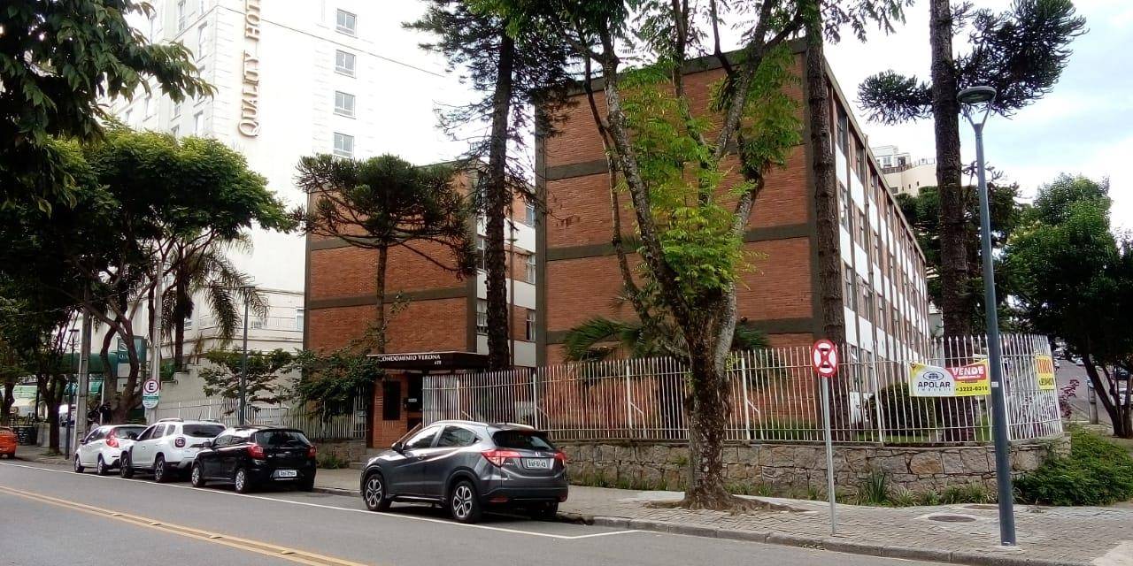 Apartamento para locacao no Batel em Curitiba com 98m² por R$ 4.375,00