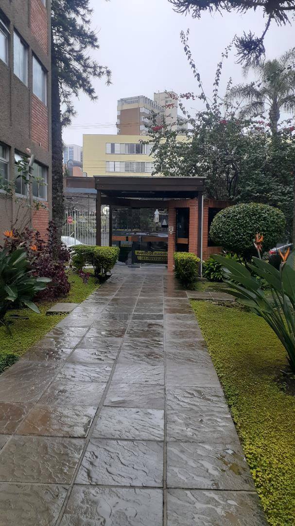 Apartamento para locacao no Batel em Curitiba com 98m² por R$ 4.375,00