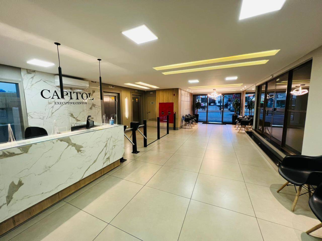 Cjto Comercial/sala para venda no Centro em Curitiba com 25m² por R$ 240.000,00