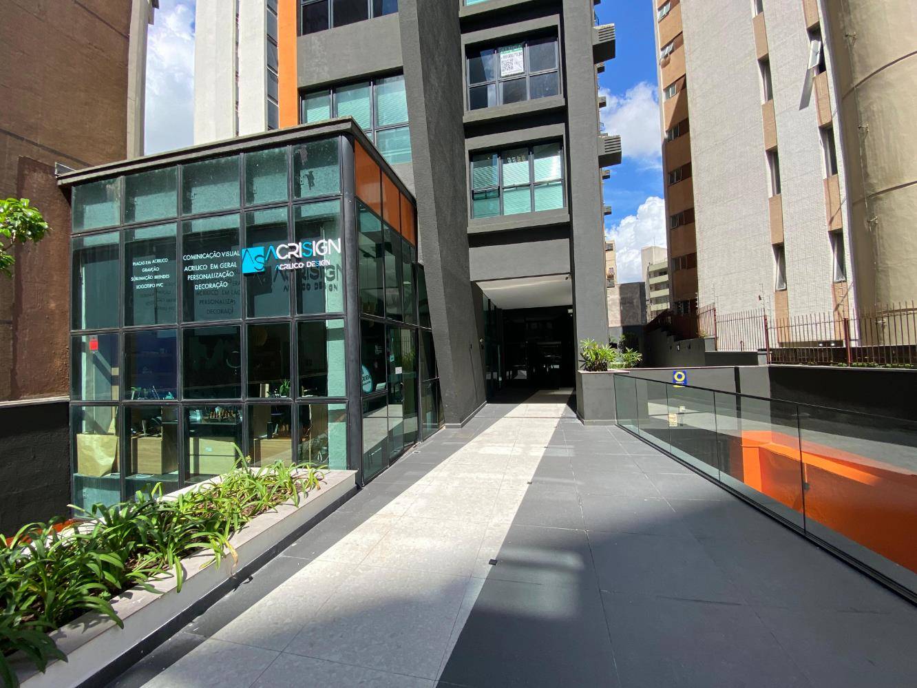 Cjto Comercial/sala para venda no Batel em Curitiba com 76m² por R$ 649.000,00