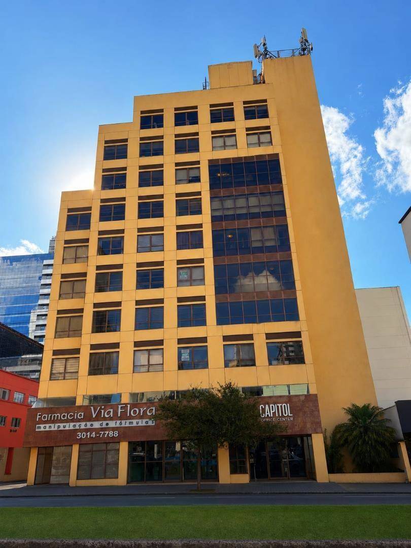 Cjto Comercial/sala para locacao no Centro em Guarapuava com 25m² por R$ 875,00
