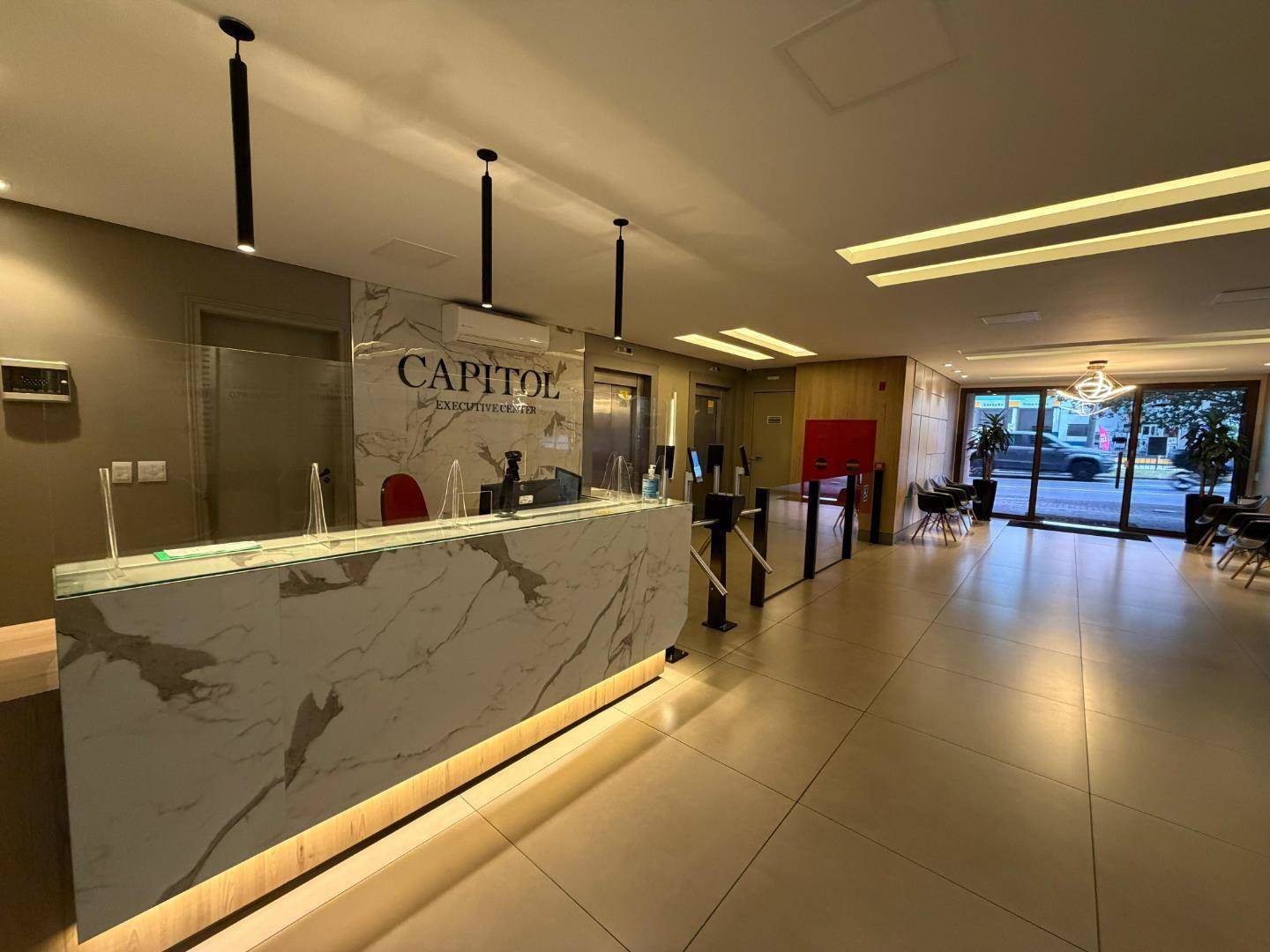 Cjto Comercial/sala para locacao no Centro em Guarapuava com 25m² por R$ 875,00