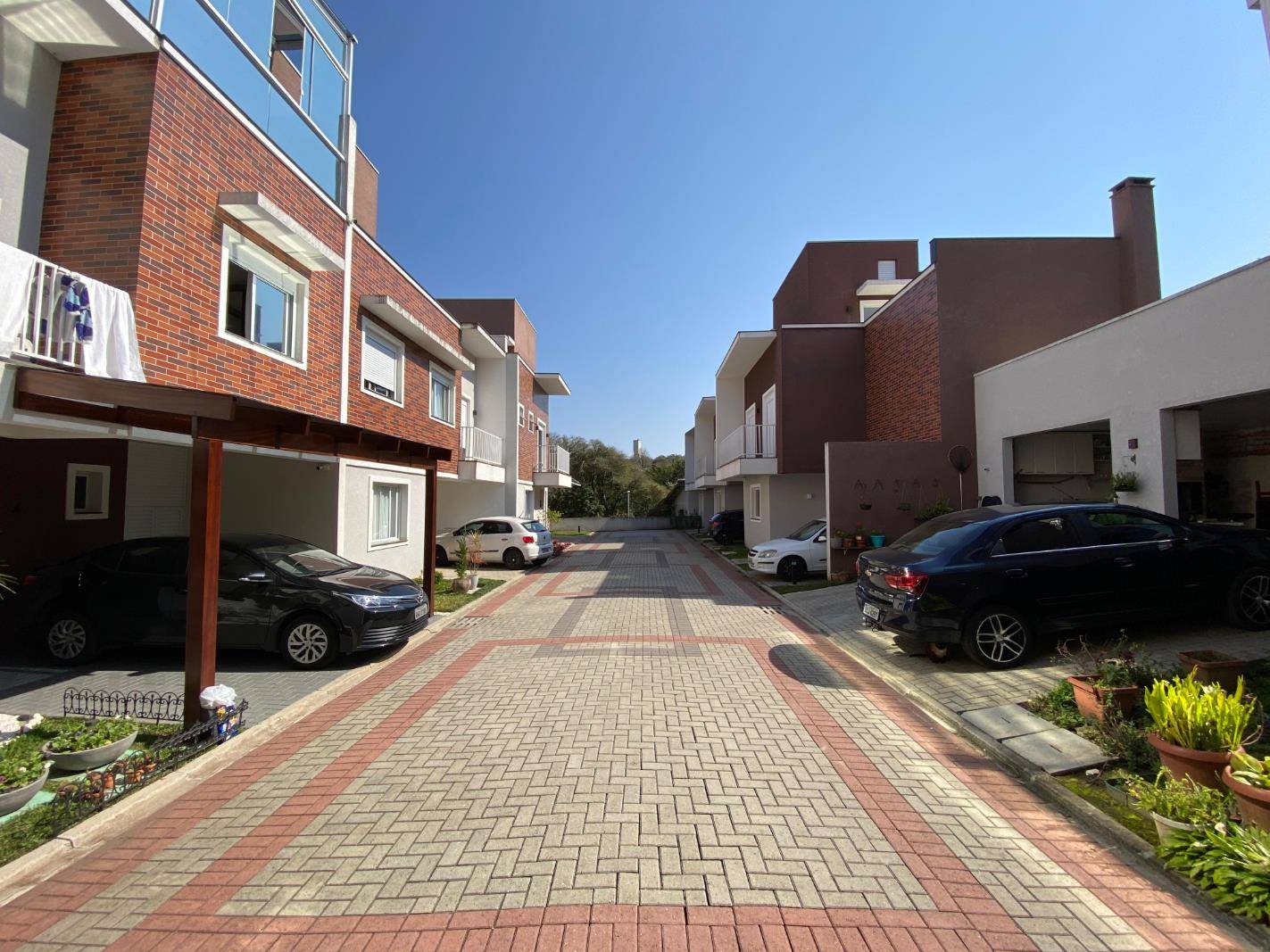 Sobrado Cond Fechado para locacao no Campo Comprido em Curitiba com 150m² por R$ 6.248,00