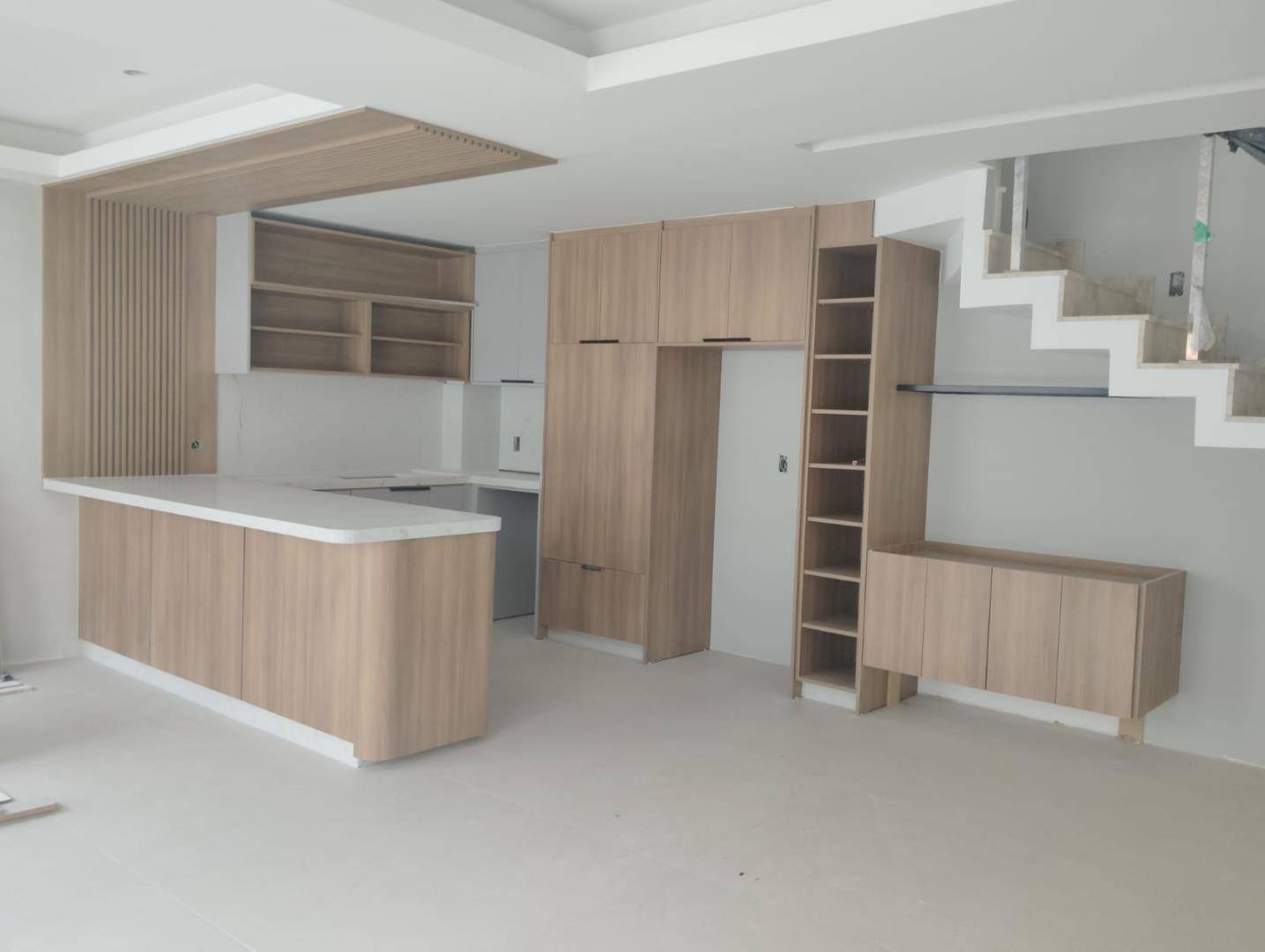 Sobrado Cond Fechado para locacao no Santo Inacio em Curitiba com 191m² por R$ 18.750,00