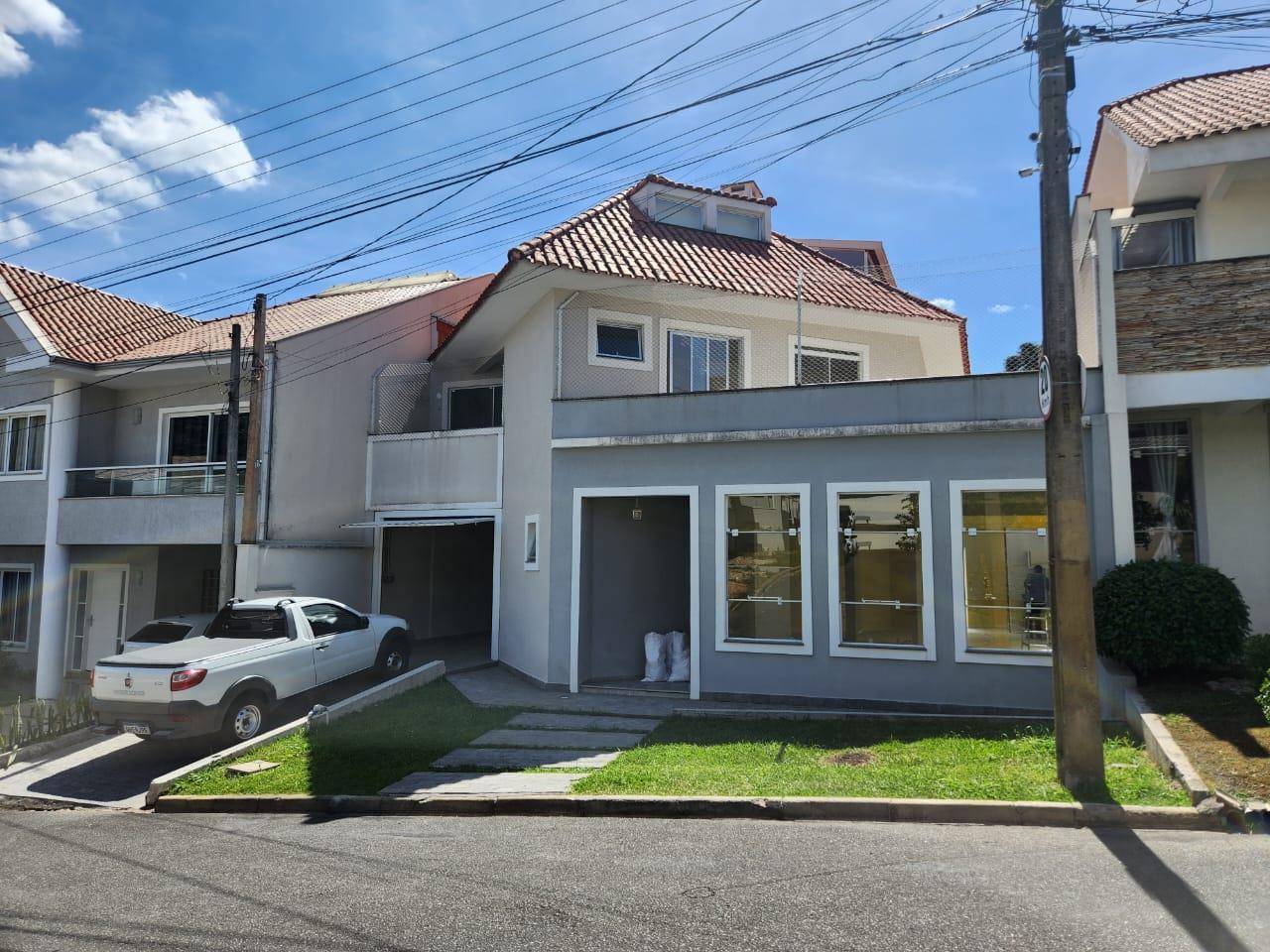 Casa Cond Fechado para locacao no Santo Inacio em Curitiba com 400m² por R$ 9.375,00