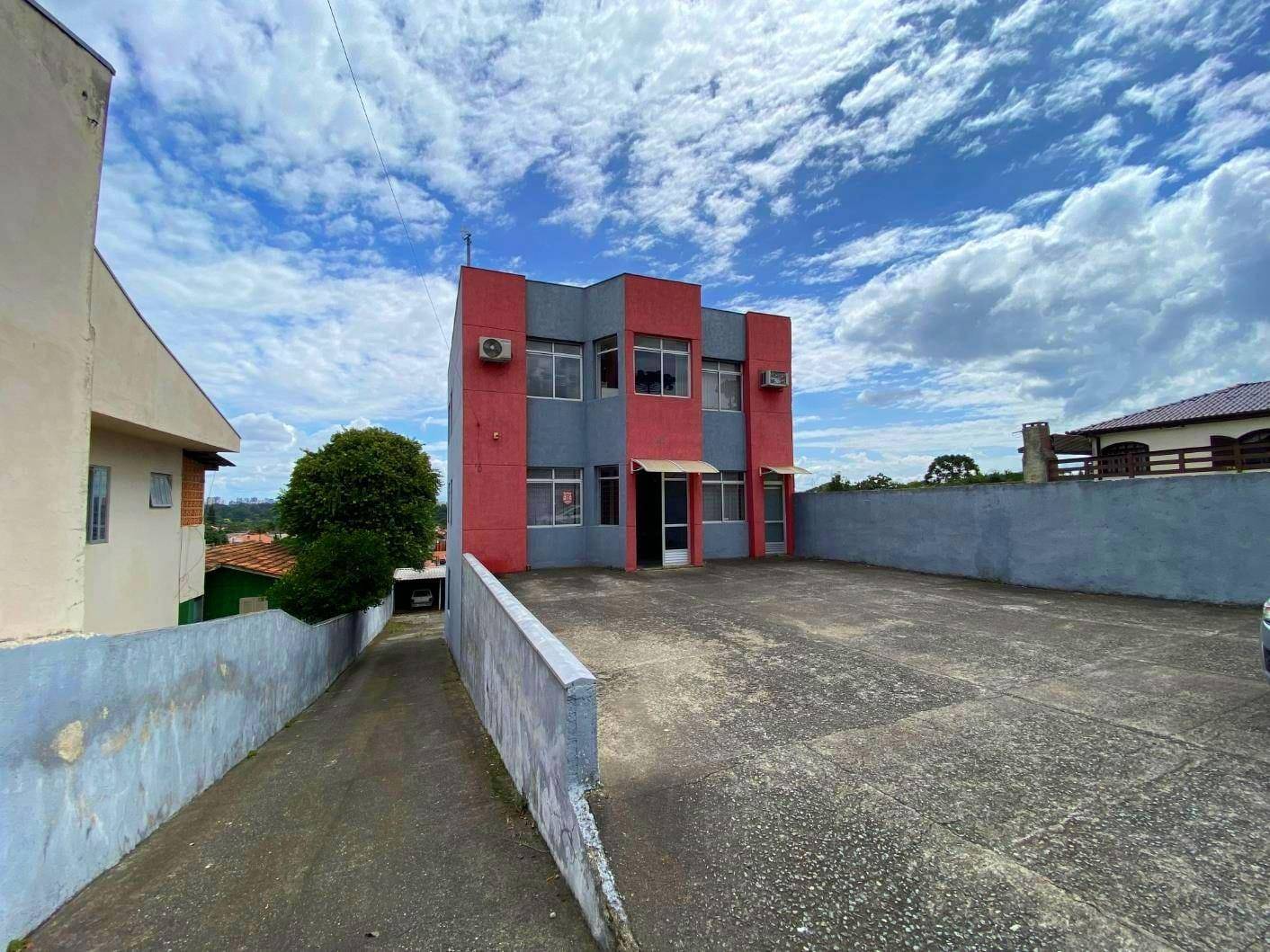Apartamento para locacao no Tingui em Curitiba com 97m² por R$ 2.500,00