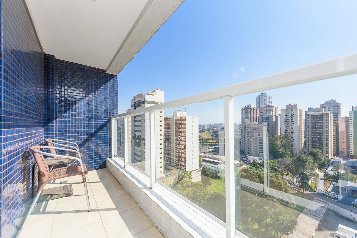 Apartamento para venda no Cristo Rei em Curitiba com 73m² por R$ 573.000,00
