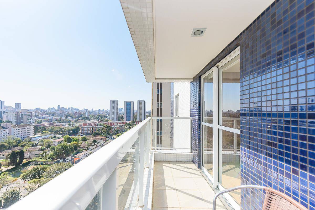 Apartamento para venda no Cristo Rei em Curitiba com 73m² por R$ 573.000,00