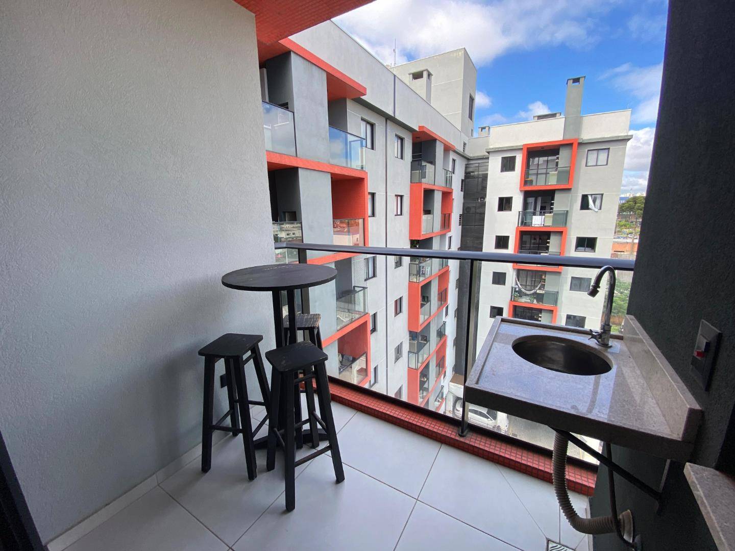 Studio para locacao no Prado Velho em Curitiba com 35m² por R$ 3.000,00