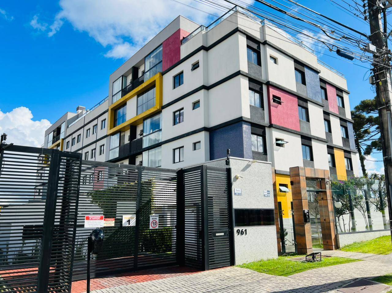 Apartamento para locacao no Santo Inacio em Curitiba com 110m² por R$ 5.875,00