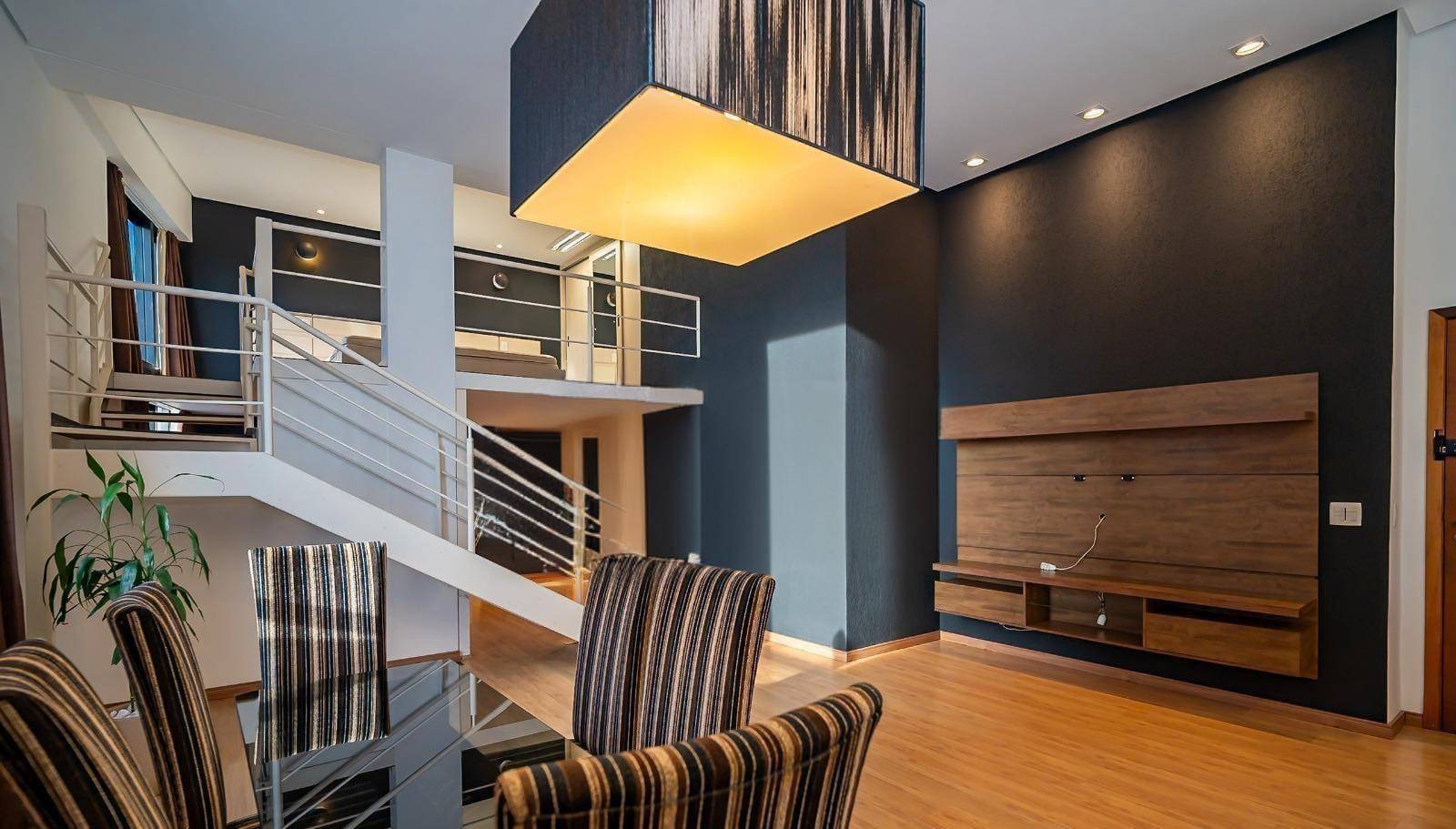 Loft para locacao no Bigorrilho em Curitiba com 65m² por R$ 5.250,00