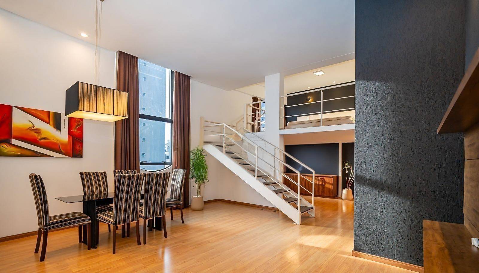 Loft para locacao no Bigorrilho em Curitiba com 65m² por R$ 5.250,00