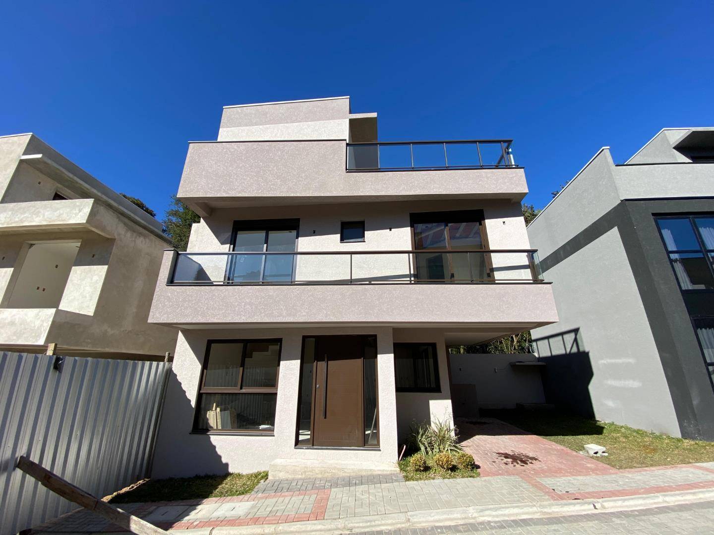 Casa Cond Fechado para locacao no Santo Inacio em Curitiba com 191m² por R$ 11.875,00