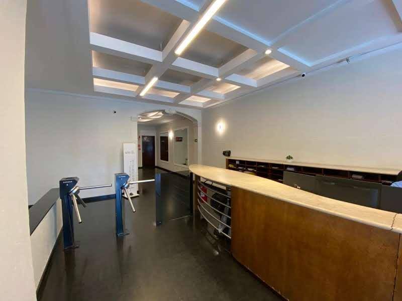 Cjto Comercial/sala para locacao no Centro em Curitiba com 43m² por R$ 725,00