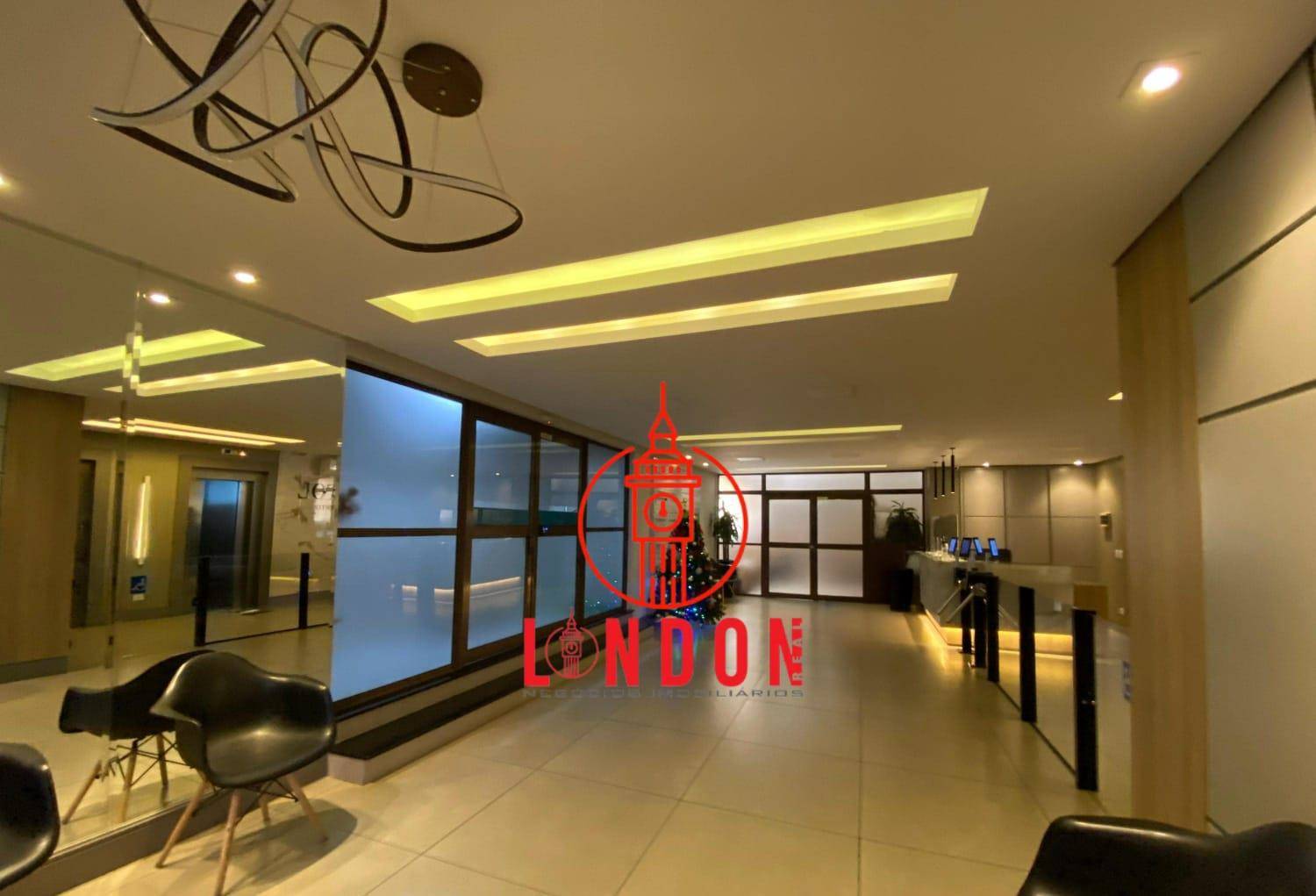 Cjto Comercial/sala para venda no Centro em Curitiba com 25m² por R$ 150.000,00