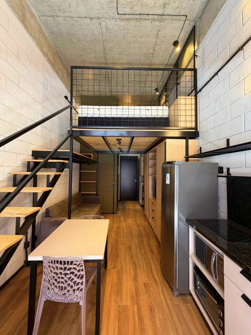 Apartamento para locacao no Prado Velho em Curitiba com 40m² por R$ 4.000,00