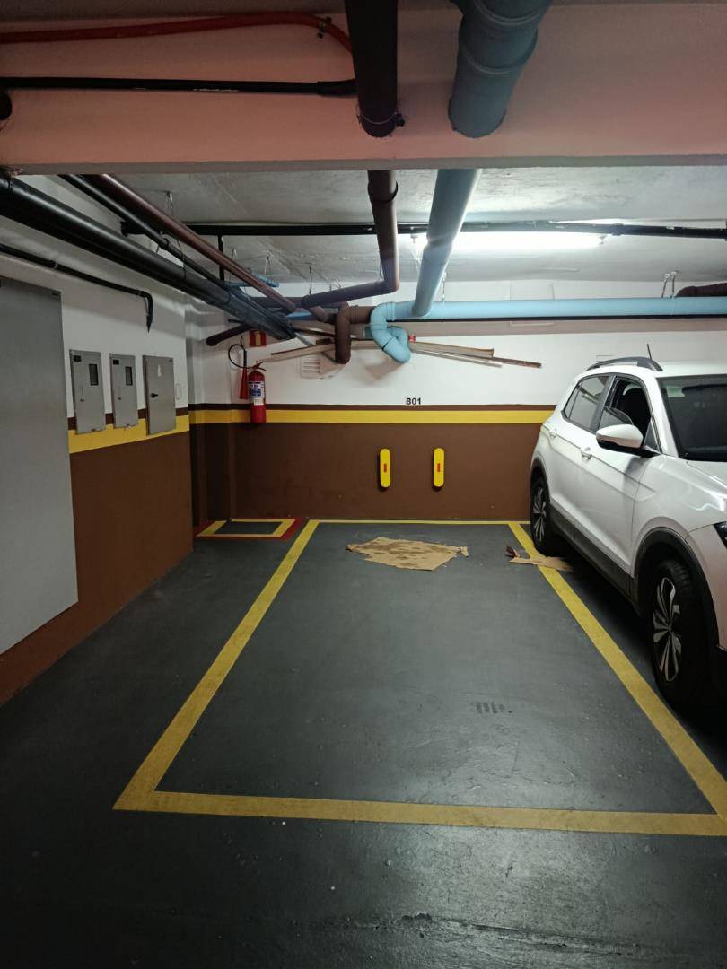 Garagem para locacao no Centro em Curitiba com 10m² por R$ 187,00