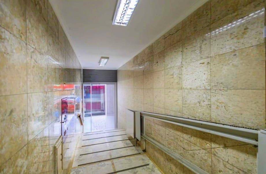 Cjto Comercial/sala para locacao no Centro em Curitiba com 40m² por R$ 875,00