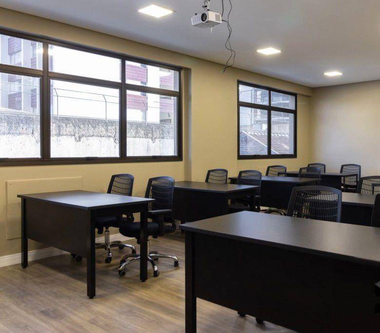 Cjto Comercial/sala para locacao no Agua Verde em Curitiba com 45m² por R$ 1.490,00