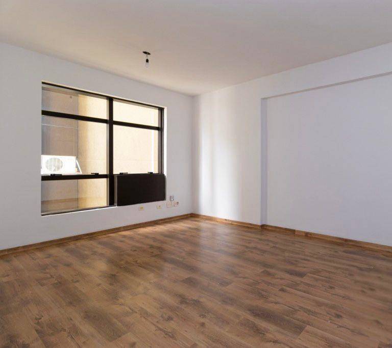 Cjto Comercial/sala para locacao no Agua Verde em Curitiba com 35m² por R$ 1.490,00