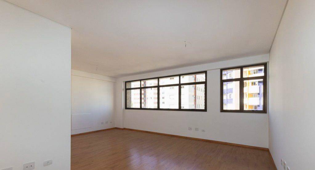 Cjto Comercial/sala para locacao no Agua Verde em Curitiba com 60m² por R$ 3.490,00