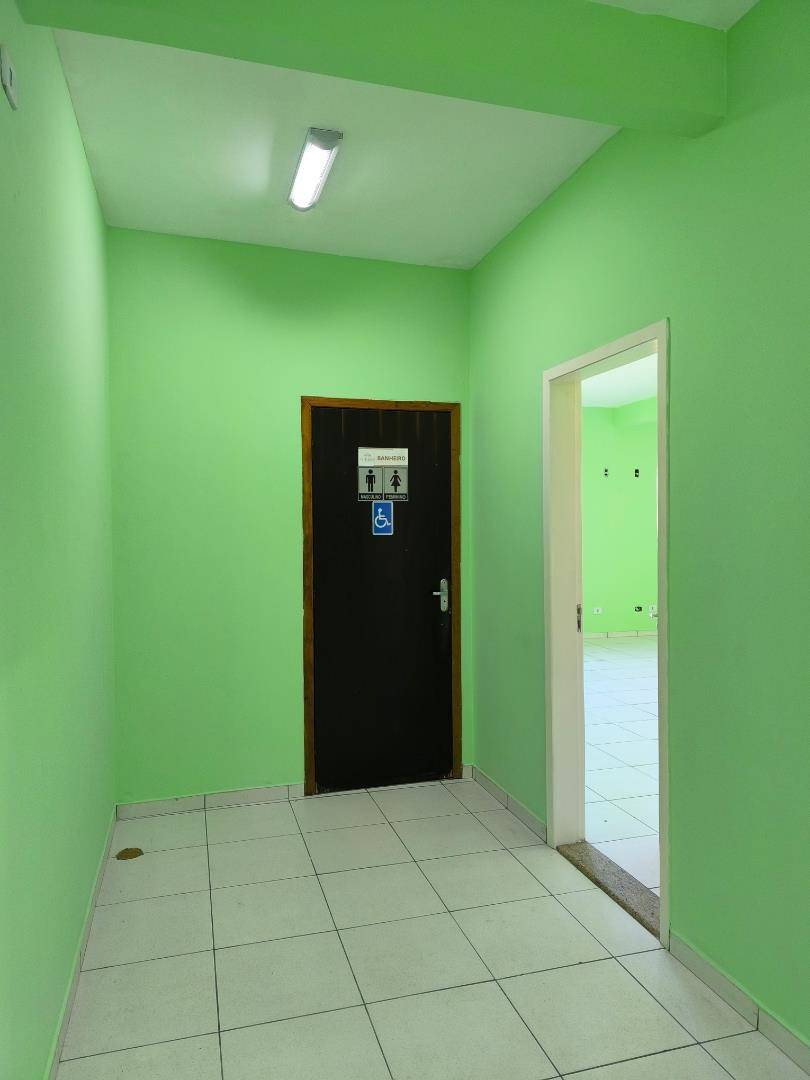 Cjto Comercial/sala para locacao no Alto Boqueirao em Curitiba com 78m² por R$ 2.825,00
