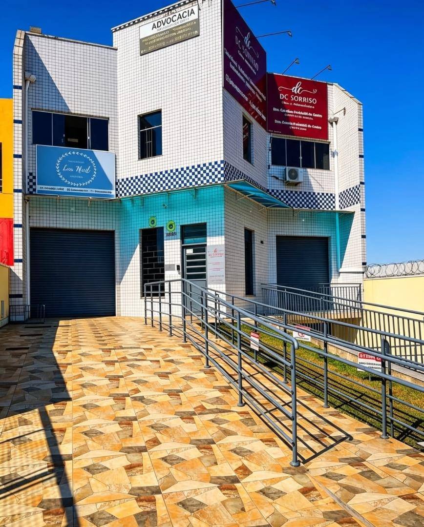 Cjto Comercial/sala para locacao no Alto Boqueirao em Curitiba com 78m² por R$ 2.825,00