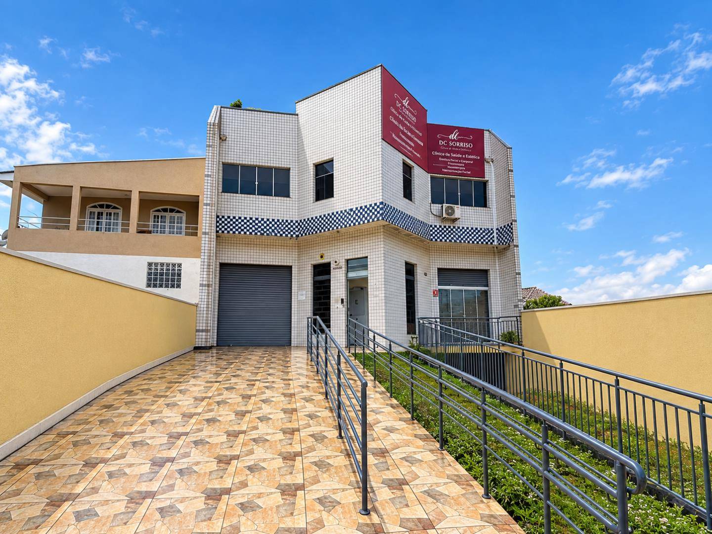 Cjto Comercial/sala para locacao no Alto Boqueirao em Curitiba com 78m² por R$ 2.125,00