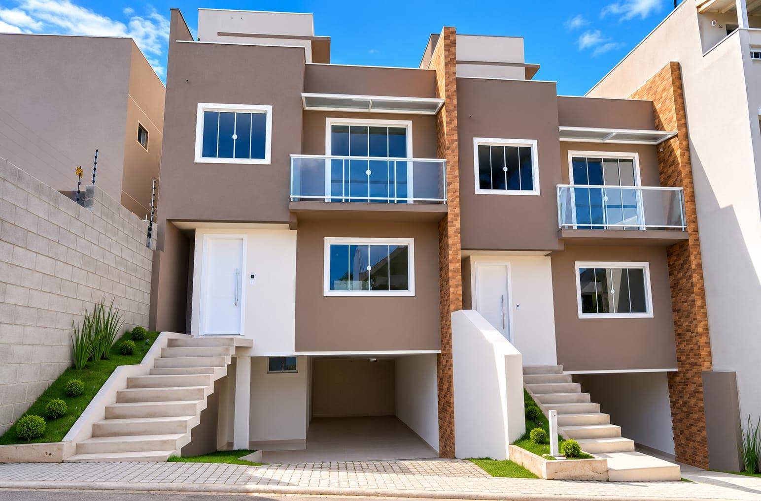 Sobrado Cond Fechado para locacao no Campo Comprido em Curitiba com 200m² por R$ 6.875,00
