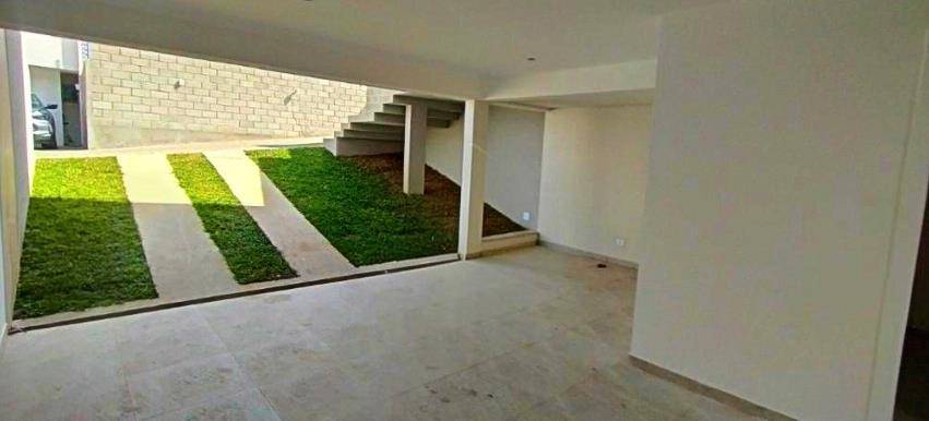 Sobrado Cond Fechado para locacao no Campo Comprido em Curitiba com 200m² por R$ 6.875,00