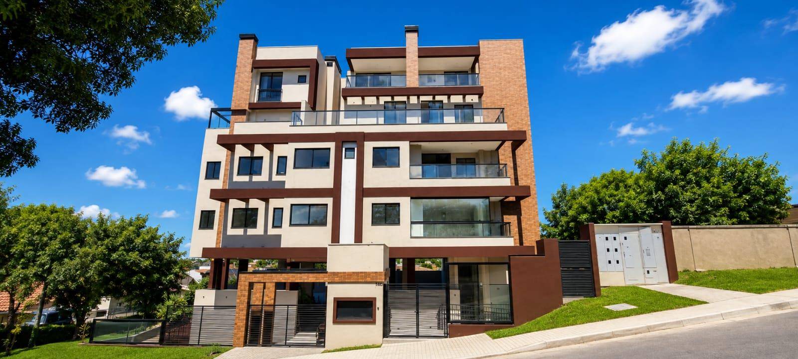 Cobertura para locacao no Campina do Siqueira em Curitiba com 160m² por R$ 10.625,00