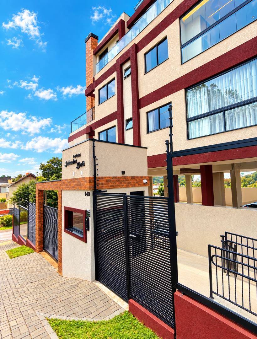 Cobertura para locacao no Campina do Siqueira em Curitiba com 160m² por R$ 10.625,00