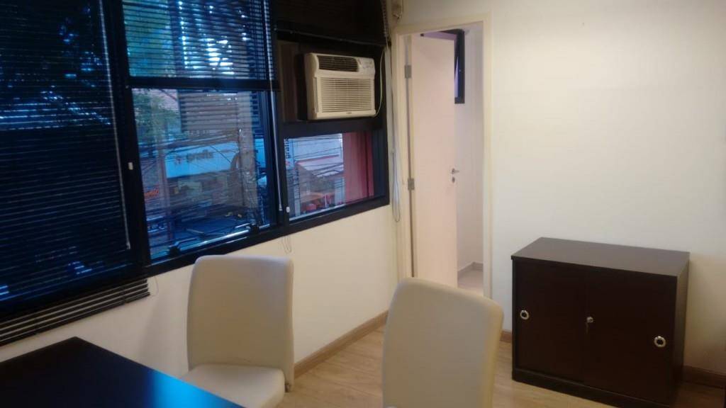 Cjto Comercial/sala para venda no Vila Olimpia em Sao Paulo com 28m² por R$ 300.000,00