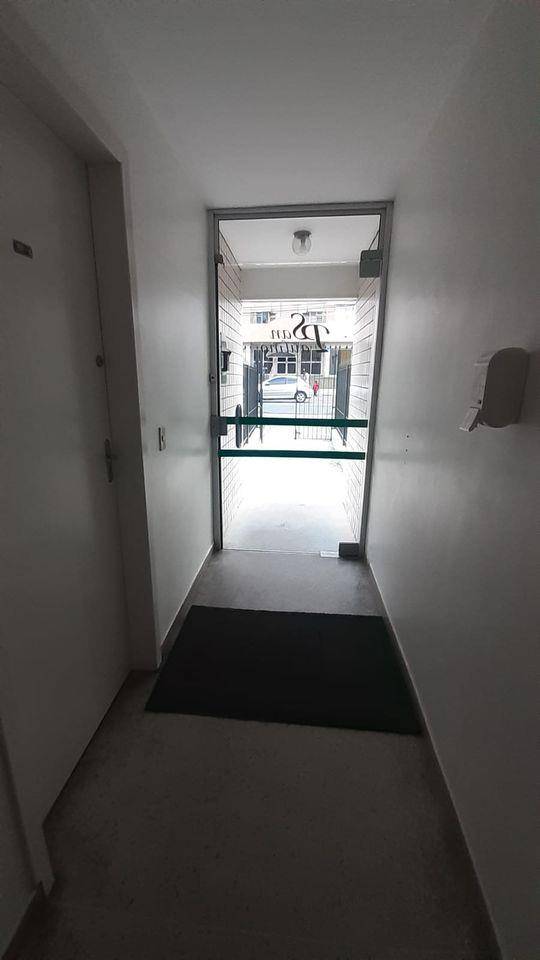Apartamento para locacao no Capao Raso em Curitiba com 68m² por R$ 1.687,00