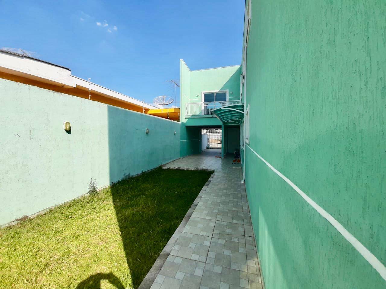 Prédio Comercial para locacao no Parolin em Curitiba com 358m² por R$ 13.125,00
