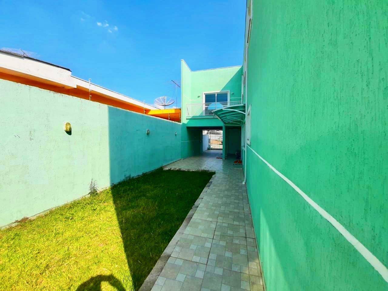 Prédio Comercial para locacao no Parolin em Curitiba com 358m² por R$ 13.125,00