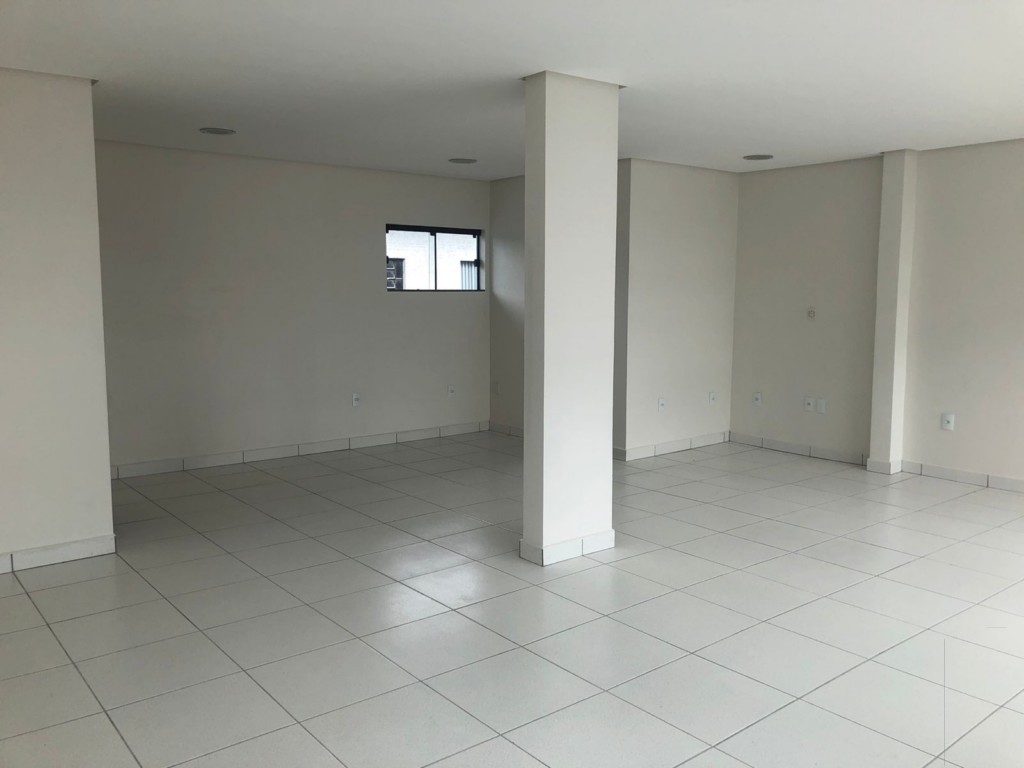 Cjto Comercial_sala no Ilha da Figueira em Jaragua do Sul / SC
