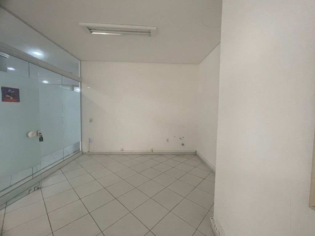 Cjto Comercial_sala no Centro em Jaragua do Sul / SC
