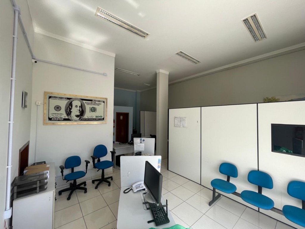 Cjto Comercial_sala no Czerniewicz em Jaragua do Sul / SC