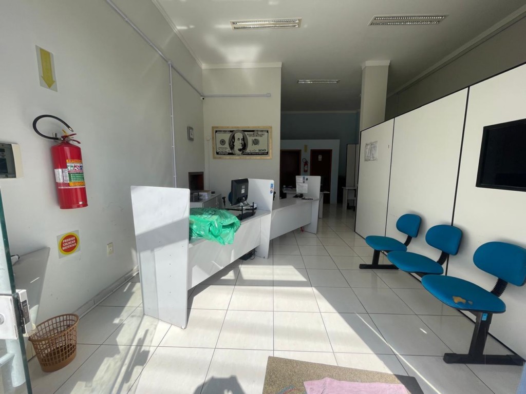 Cjto Comercial_sala no Czerniewicz em Jaragua do Sul / SC