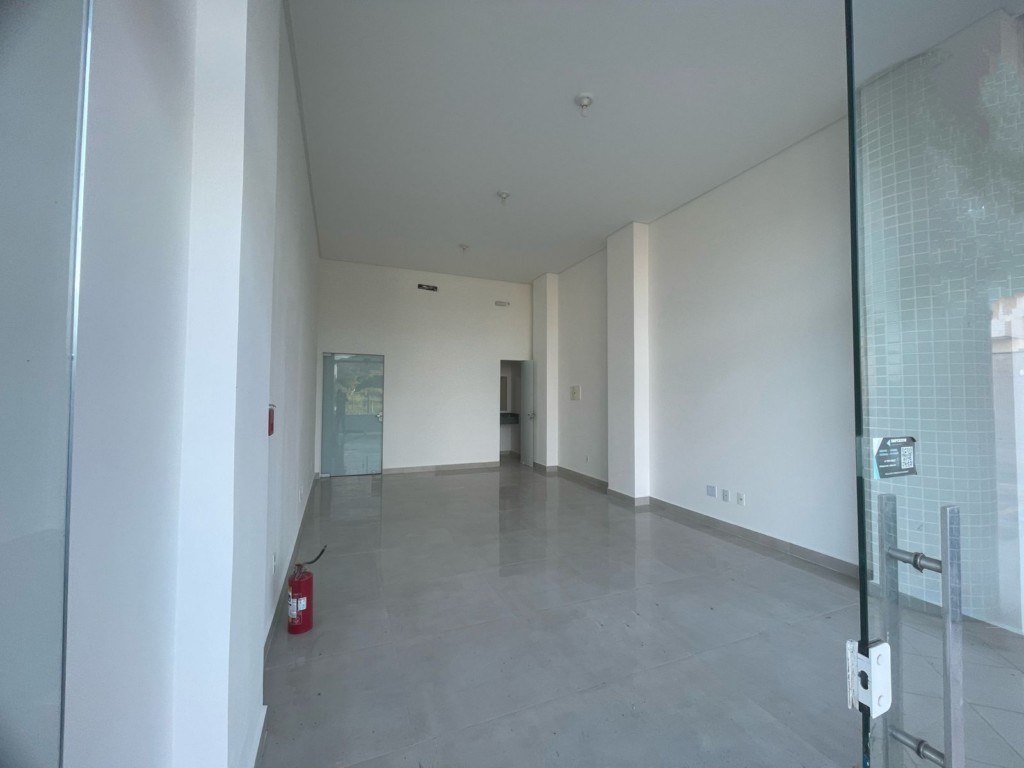 Cjto Comercial_sala no Vieiras em Jaragua do Sul / SC