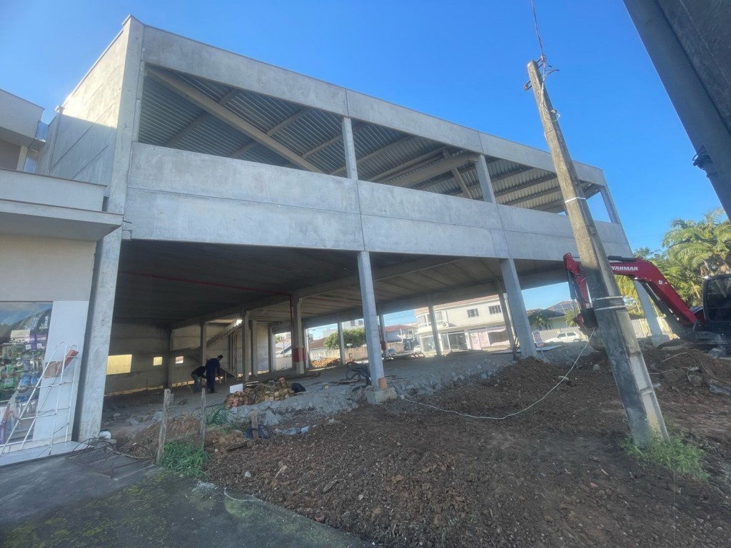 Cjto Comercial_sala no Ilha da Figueira em Jaragua do Sul / SC