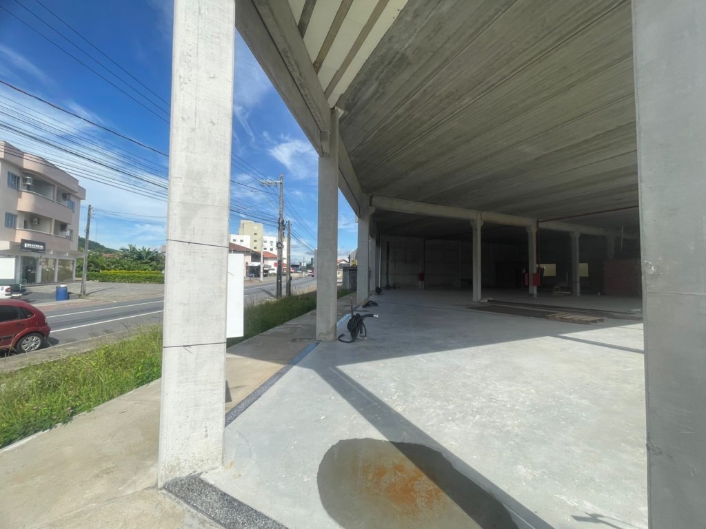 Cjto Comercial_sala no Ilha da Figueira em Jaragua do Sul / SC
