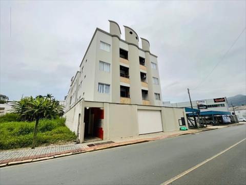 Apartamento no Centro em Jaragua do Sul / SC