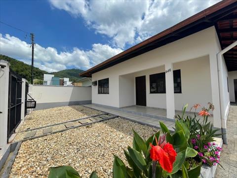 Casa Comercial no Barra do Rio Cerro em Jaragua do Sul / SC