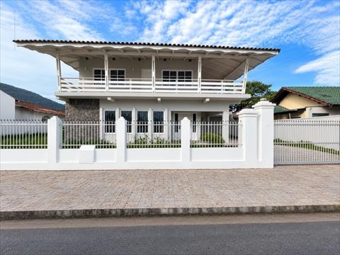 Casa Comercial no Centro em Jaragua do Sul / SC