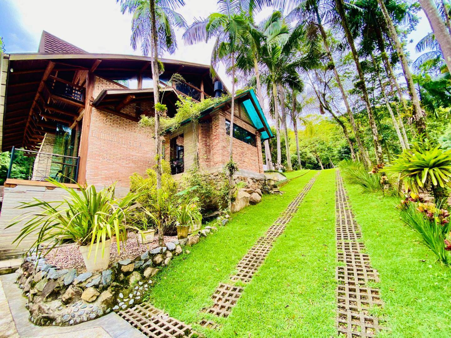 Casa Residencial no Barra do Rio Cerro em Jaragua do Sul / SC
