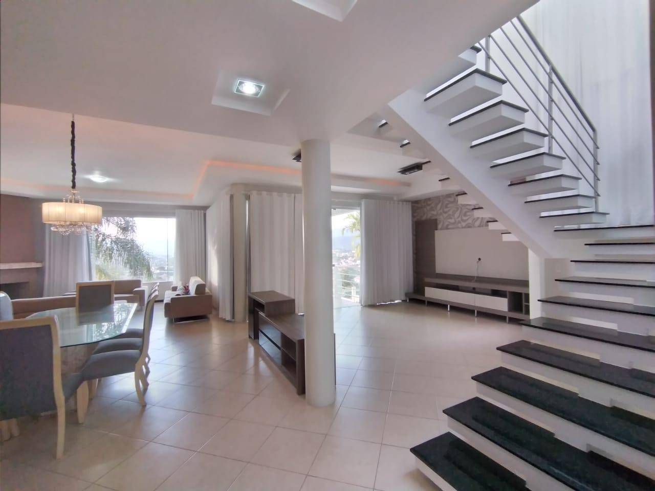 Casa Residencial no Agua Verde em Jaragua do Sul / SC